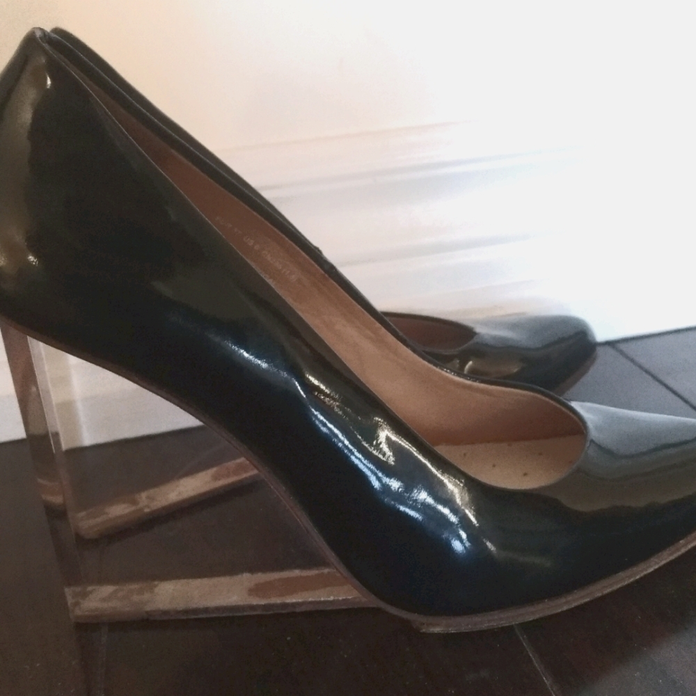 Iconic✨ Margiela Glass Slippers from Fairy Wedge